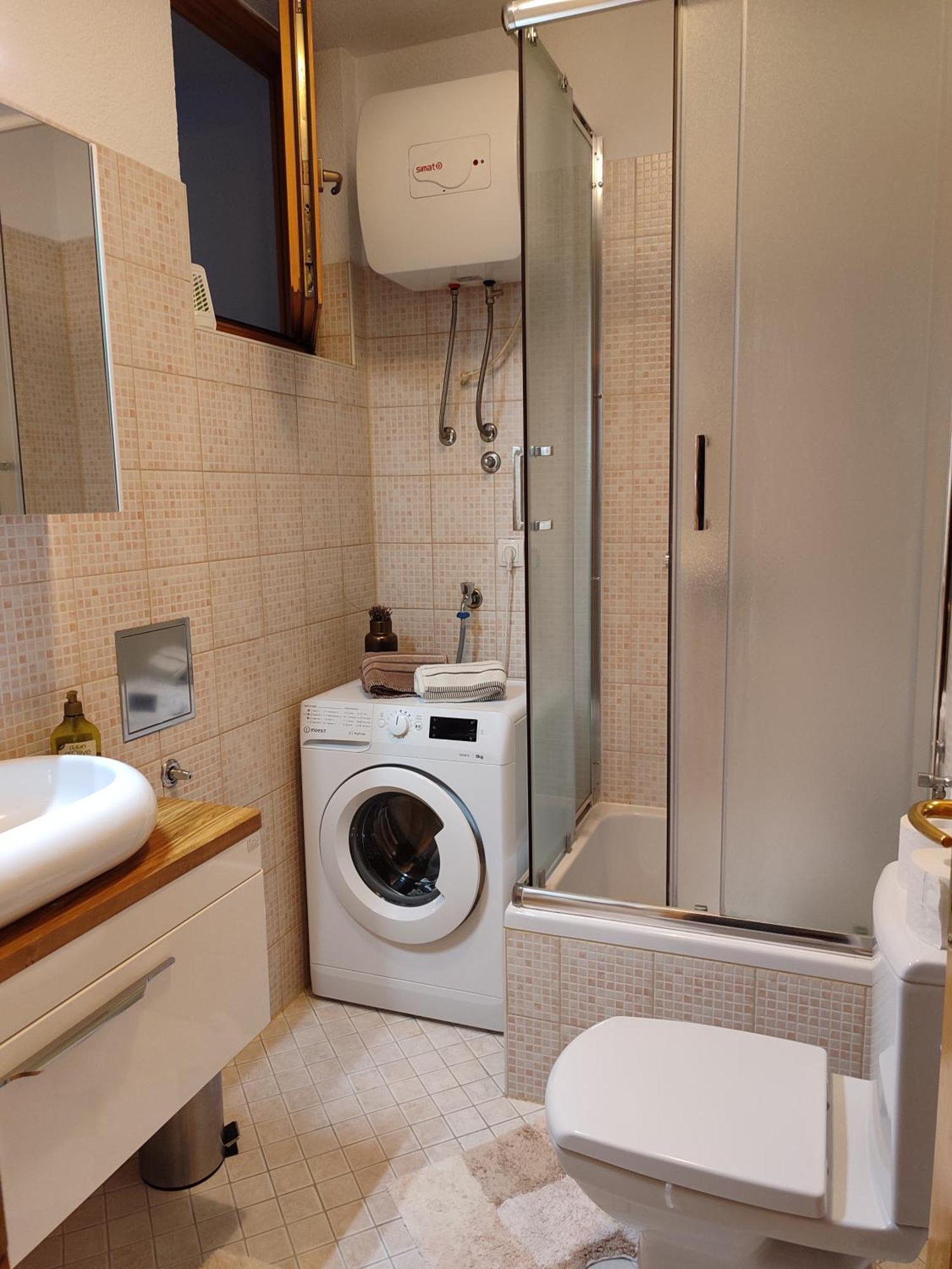 Shiny Thumb Apartment Bihac Ngoại thất bức ảnh